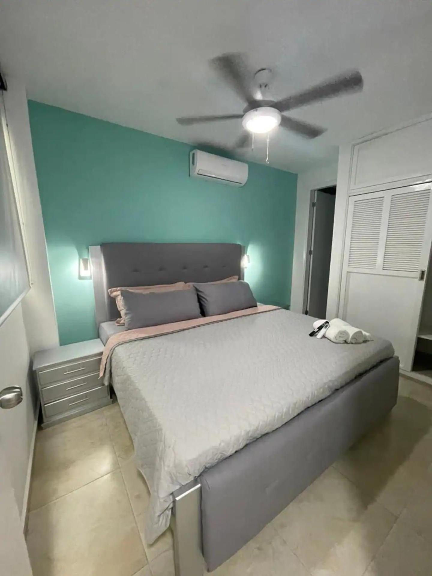 Miami - Luxury Hotel 3*