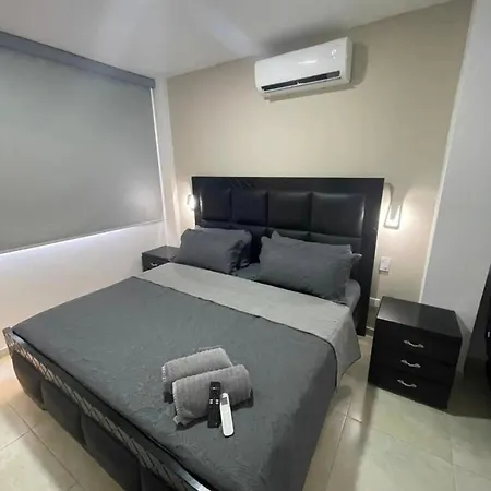Miami - Luxury Hotel 3*