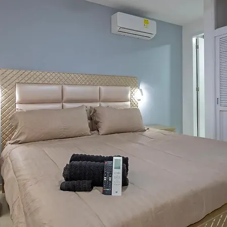 Miami - Luxury Hotel 3*